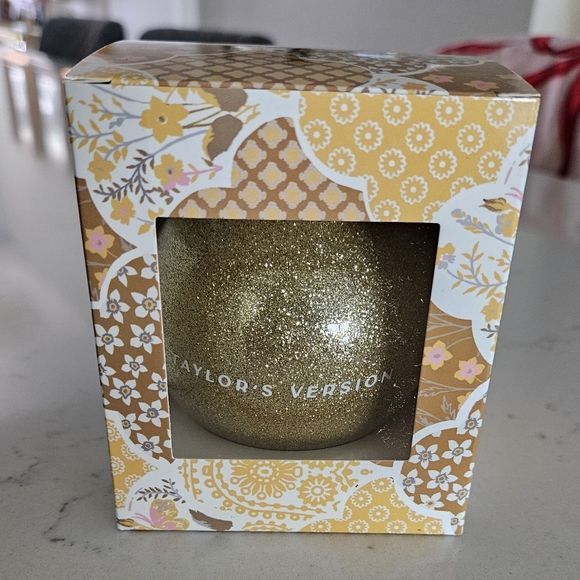 Taylor Swift Taylor's Version Ornament - Picture 2 of 2